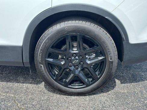 Used 2024 Chevrolet Blazer LT w/ Convenience Package FWD image 9