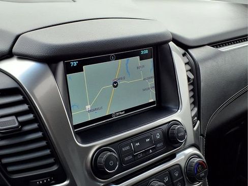 Certified 2018 Chevrolet Tahoe Premier AWD/4WD image 4