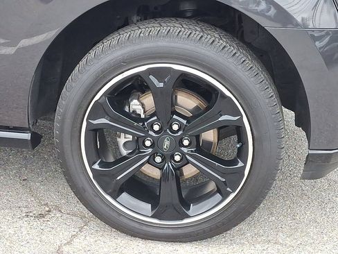 Used 2022 Ford Expedition Limited image 8