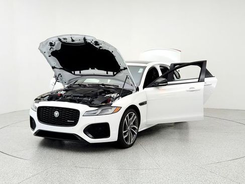 New 2024 Jaguar XF R-Dynamic SE image 9