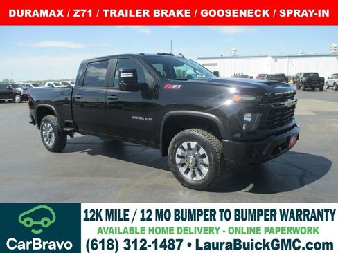 Used 2024 Chevrolet Silverado 2500 Custom w/ Custom Value Package image 1