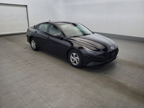 Used 2022 Hyundai Elantra SE w/ Winter Weather Package FWD image 11