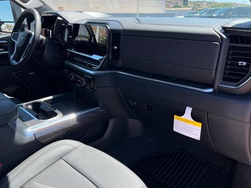 New 2026 Chevrolet Silverado 2500 LTZ w/ LTZ Plus Package AWD/4WD image 24