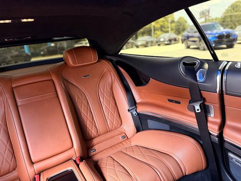 Used 2015 Mercedes-Benz S 63 AMG 4MATIC Coupe image 71