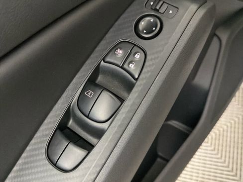 Certified 2025 Nissan Altima 2.5 SV FWD image 23