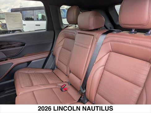 New 2026 Lincoln Nautilus Reserve w/ Jet Appearance Package AWD/4WD image 13