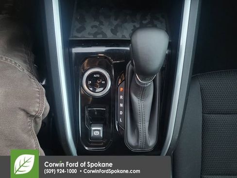 Used 2024 Chevrolet Colorado LT image 29