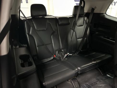 Used 2023 Kia Telluride S AWD/4WD image 23