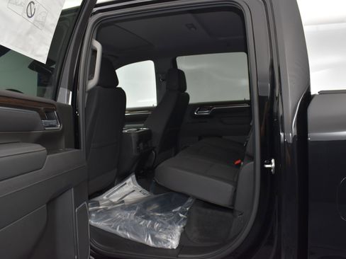 Used 2025 Chevrolet Silverado 2500 LT w/ Z71 Chrome Sport Edition AWD/4WD image 16