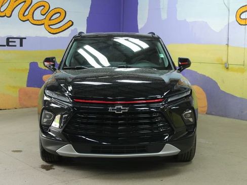 Used 2023 Chevrolet Blazer LT w/ Convenience Package AWD/4WD image 3
