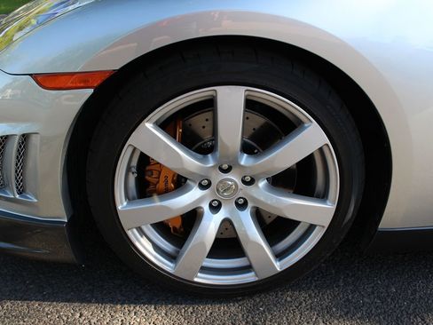 Used 2009 Nissan GT-R Premium AWD/4WD image 53