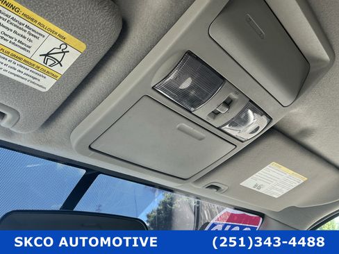 Used 2019 Nissan Frontier SV image 26