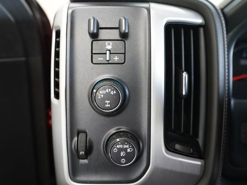 Used 2018 GMC Sierra 1500 SLT image 21