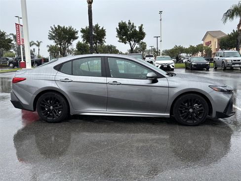 Certified 2025 Toyota Camry SE image 2