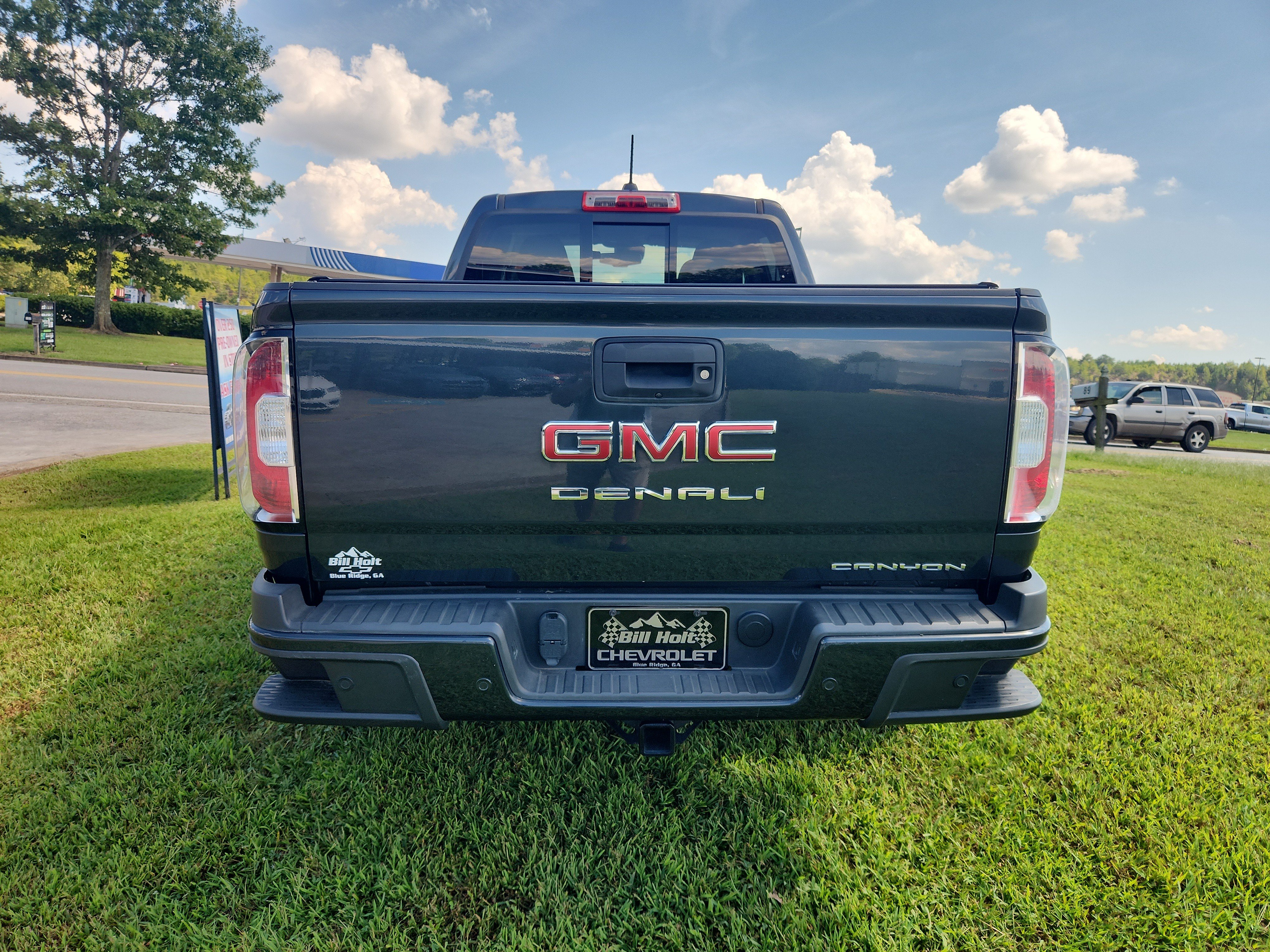 Used 2022 GMC Canyon Denali AWD/4WD image 3