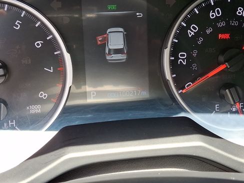 Certified 2022 Toyota RAV4 LE AWD/4WD image 24
