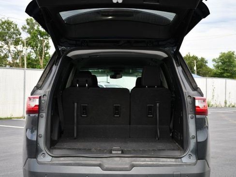 Used 2021 Chevrolet Traverse LT AWD/4WD image 30