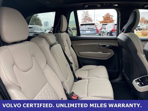 Certified 2025 Volvo XC90 B6 Plus image 11