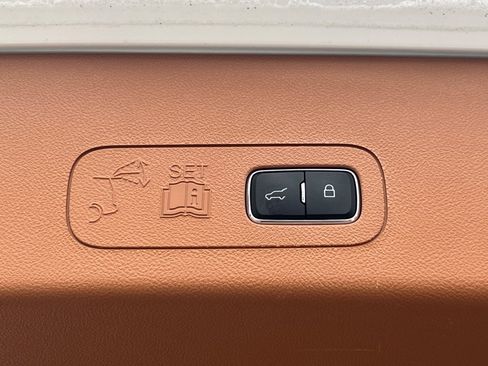 Used 2023 Lincoln Aviator Black Label Grand Touring w/ Class IV Trailer Tow Package image 17