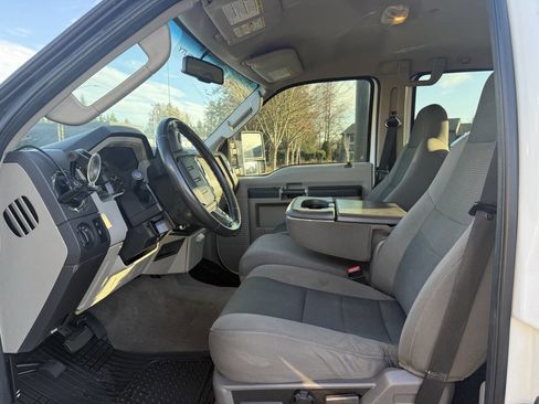 Used 2010 Ford F350 XLT image 15