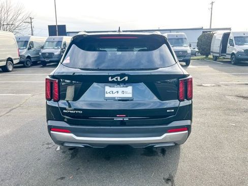 New 2026 Kia Sorento EX image 9