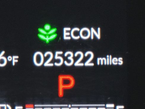Certified 2024 Honda HR-V Sport image 32