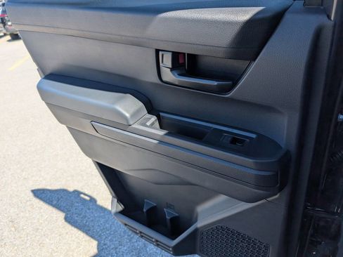 New 2026 Toyota Tacoma SR5 image 2