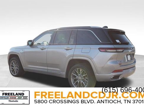 New 2024 Jeep Grand Cherokee Summit w/ Advanced Protech Group IV image 4