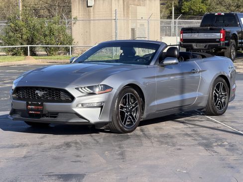 Used 2020 Ford Mustang Premium image 5