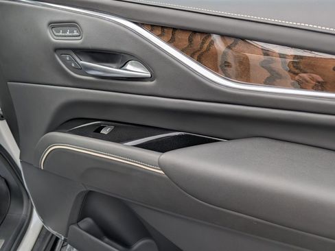 Certified 2024 Cadillac Escalade Sport Platinum w/ LPO, ONYX Package image 40