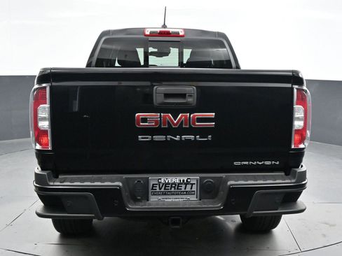 Used 2022 GMC Canyon Denali image 6