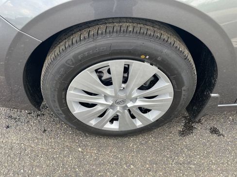 Used 2024 Nissan Sentra S FWD image 22