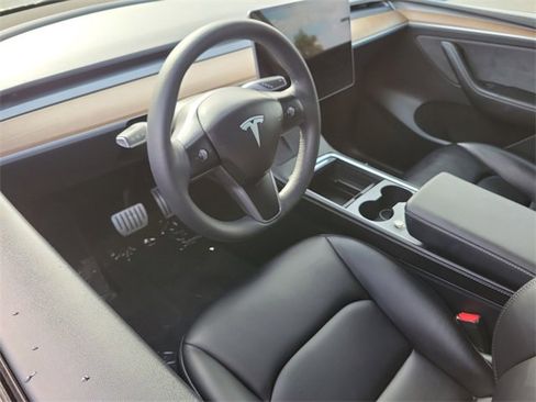 Certified 2022 Ford F150 XL w/ STX Appearance Package image 6