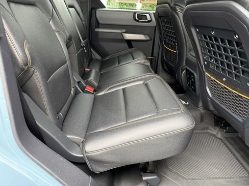 Used 2021 Ford Bronco Badlands image 36