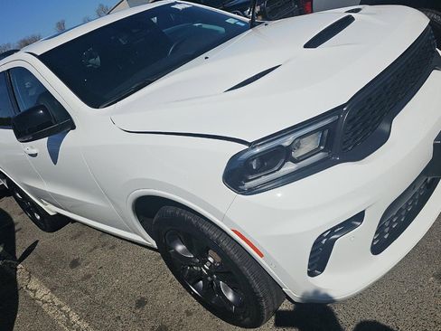 Used 2024 Dodge Durango GT image 2