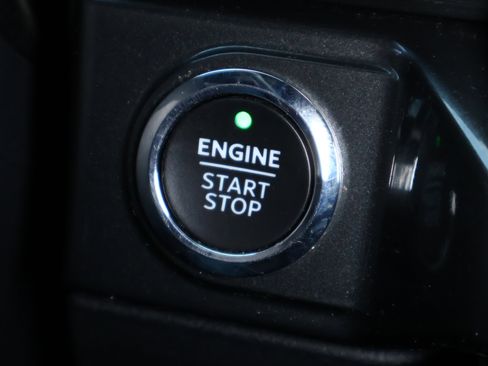 Used 2021 Ford F150 XLT w/ Equipment Group 302A High image 17