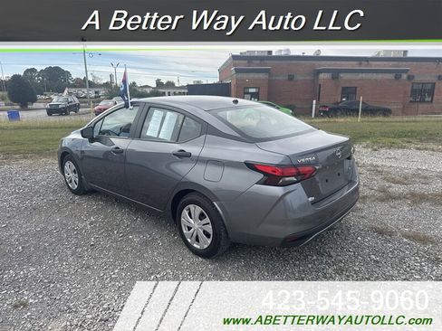 Used 2024 Nissan Versa S w/ Trunk Package image 4