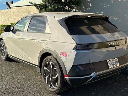 Certified 2024 Hyundai Ioniq 5 SEL image 5