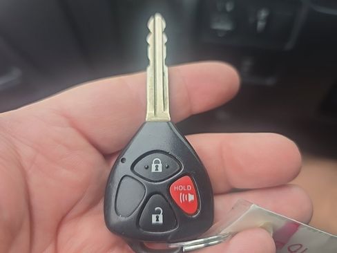 Used 2014 Toyota 4Runner SR5 image 19