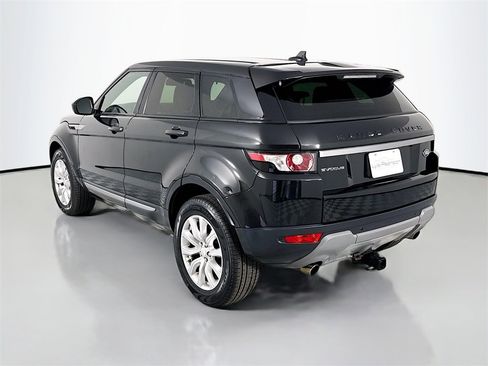 Used 2015 Land Rover Range Rover Evoque Pure image 3