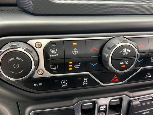 Certified 2023 Jeep Wrangler Unlimited Sport AWD/4WD image 32