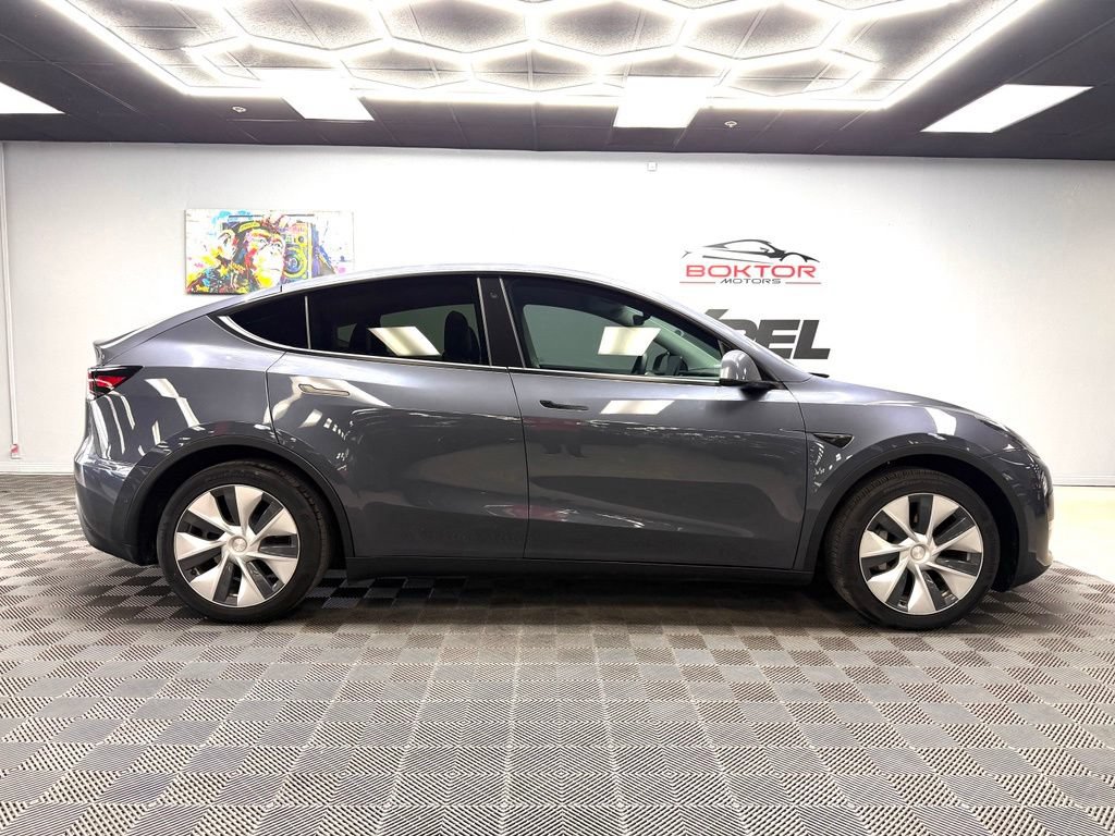 Used 2020 Tesla Model Y Long Range AWD/4WD image 17