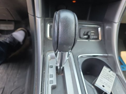 Used 2019 Subaru Ascent Premium AWD/4WD image 23