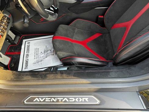 Used 2017 Lamborghini Aventador LP 750-4 Superveloce image 21