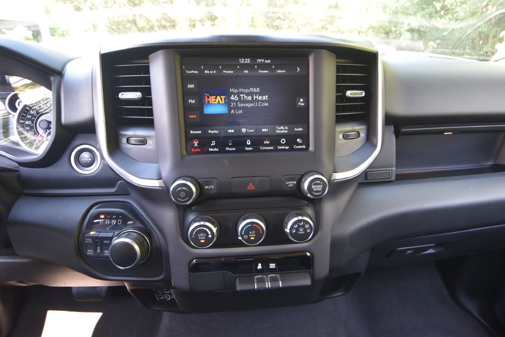 Used 2020 RAM 1500 Big Horn AWD/4WD image 39