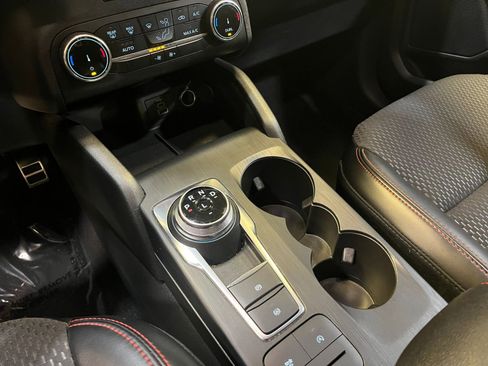 Used 2024 Ford Escape ST-Line image 41