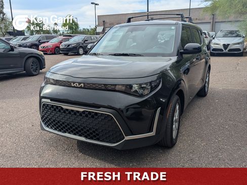Certified 2025 Kia Soul LX w/ LX Technology Package image 1