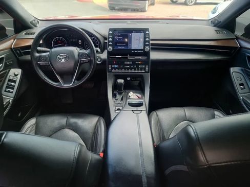 Used 2022 Toyota Avalon Limited image 14