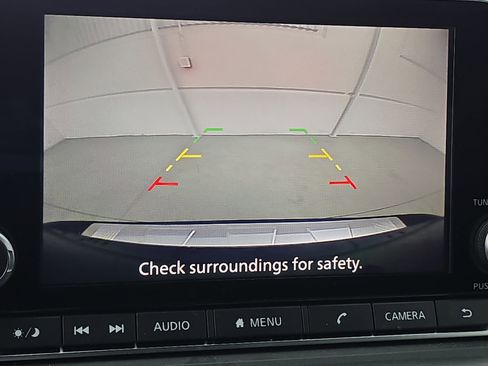 Certified 2025 Nissan Rogue SV image 22