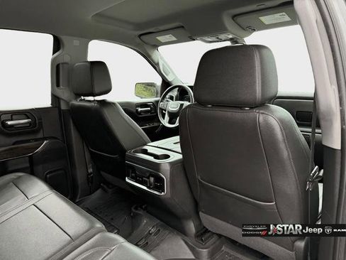 Used 2022 GMC Sierra 1500 SLT w/ SLT Premium Package AWD/4WD image 32
